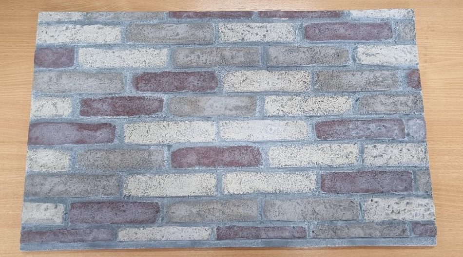 REAR LINER BRICK EFFECT